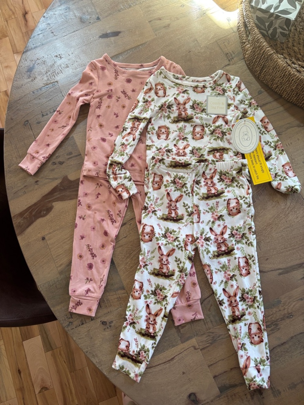 24M Girls - 2 Pc Pyjamas - 2 sets!